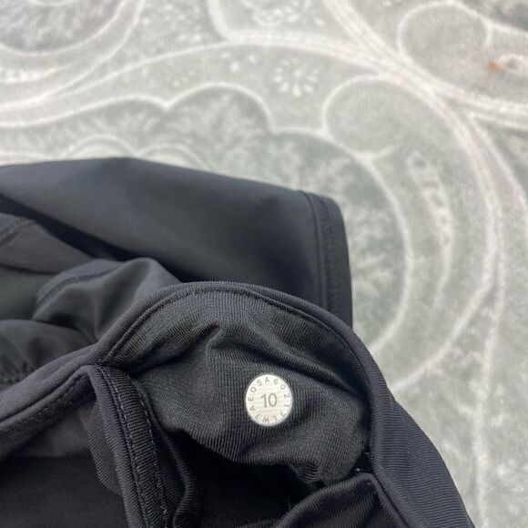 Womens Lululemon Lean In Short (2") - Picture 5 of 5